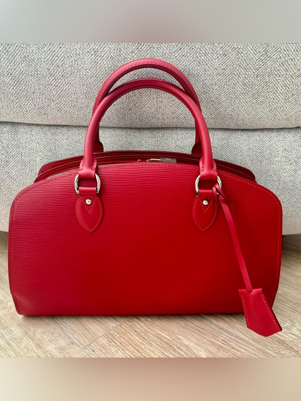 Louis Vuitton Pont Neuf PM Bordeaux Epi Leather